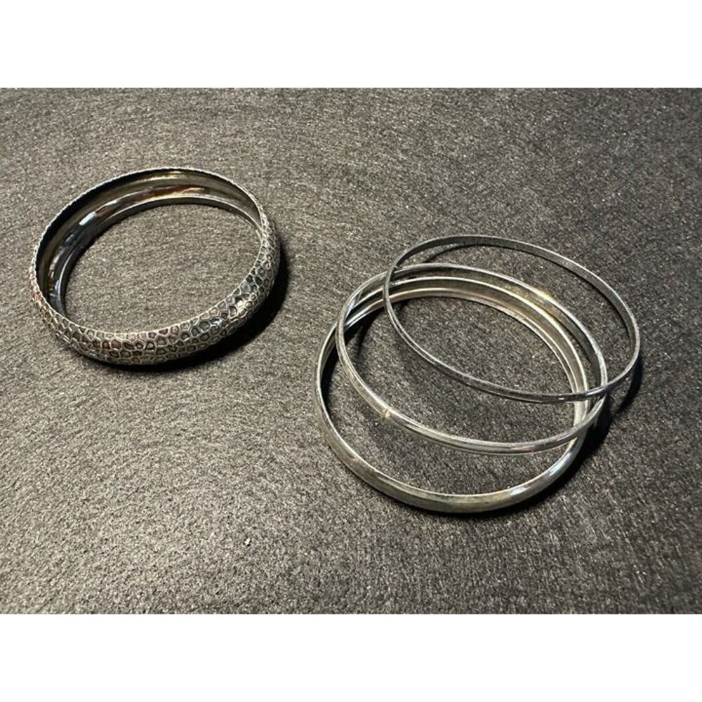 silver tone bangle bracelet set of 4 textured and smooth stackable jewelry nwt